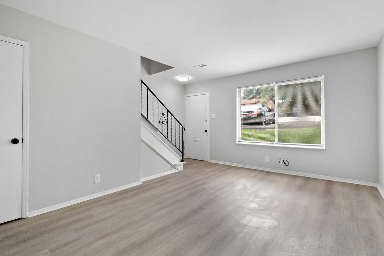 Avion Place - Photo 7 of 48