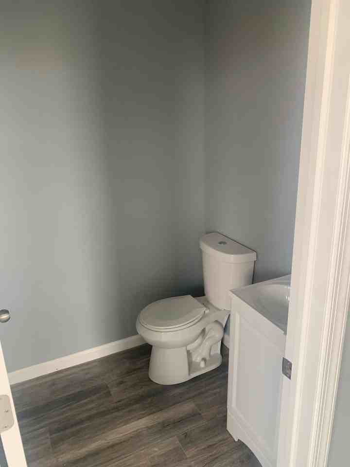 52nd and Chestnut - Photo 2 of 4