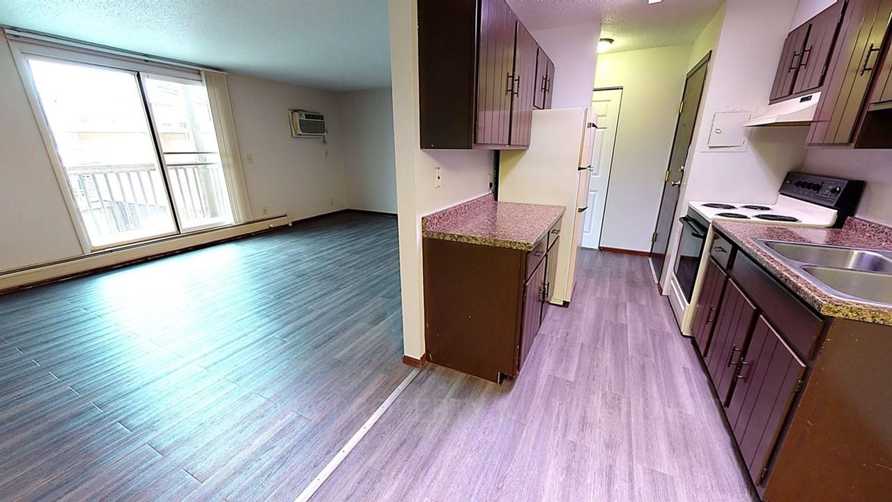 111 N Cleveland Ave - Photo 6 of 12