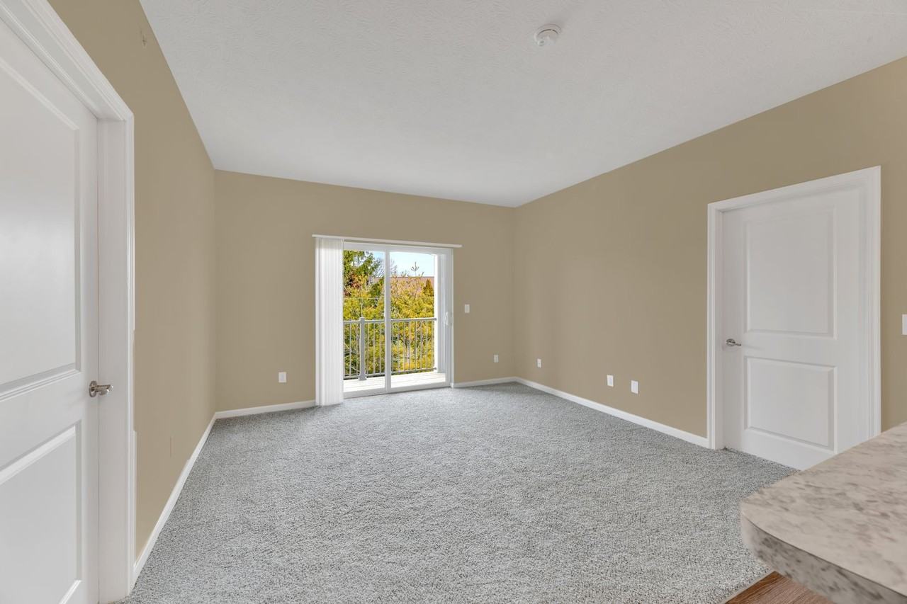 Sunbury Springs - Photo 2 of 26