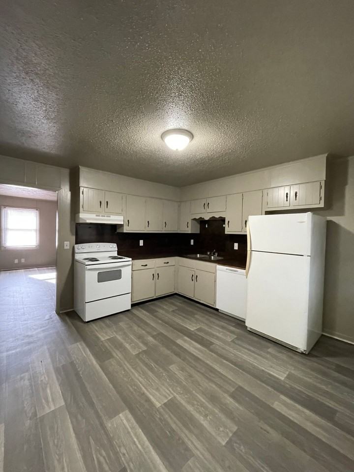 2 Bedroom Townhomes in Portland, TN! - Photo 2 of 10