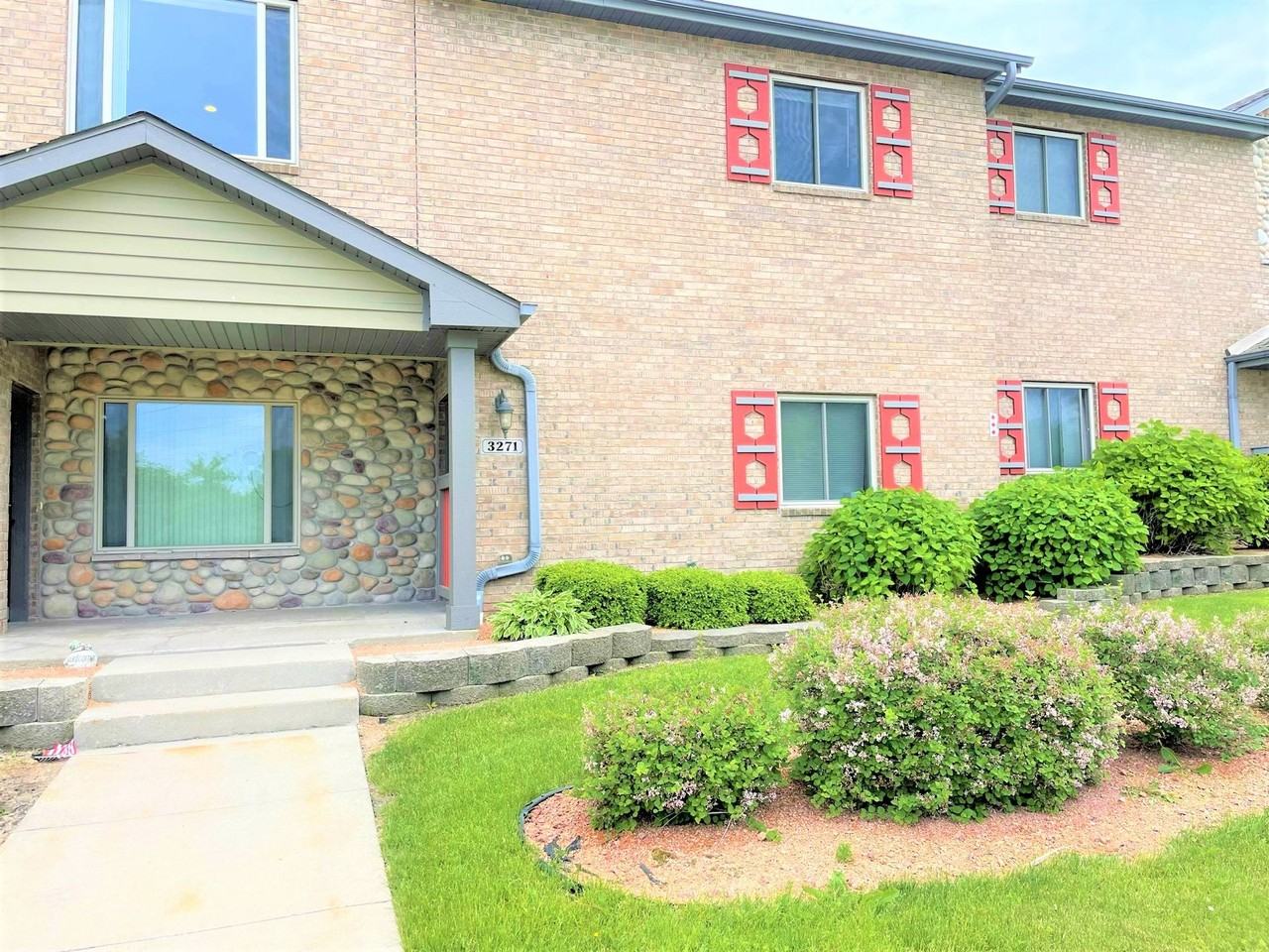 Lake Park Reserve - Photo 2 of 2