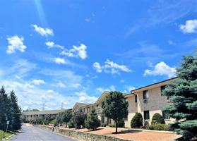 featured image of 1461 S 98th St