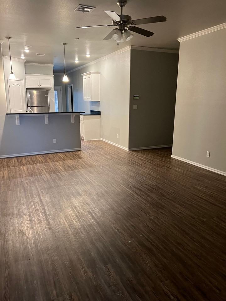 7535 N 132nd East Ave - Photo 3 of 10