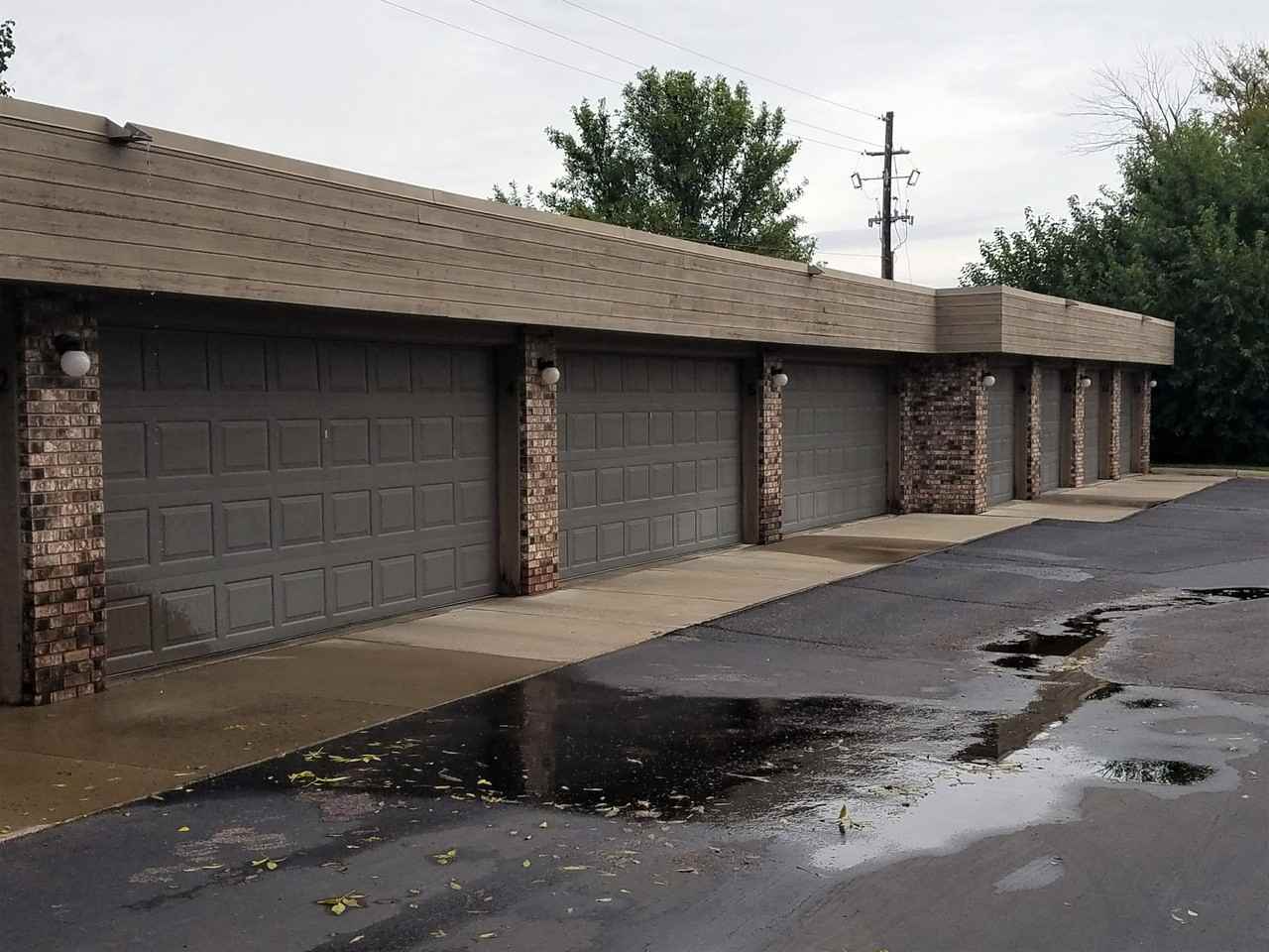 2 bedroom and 1.5 bath - Photo 6 of 17