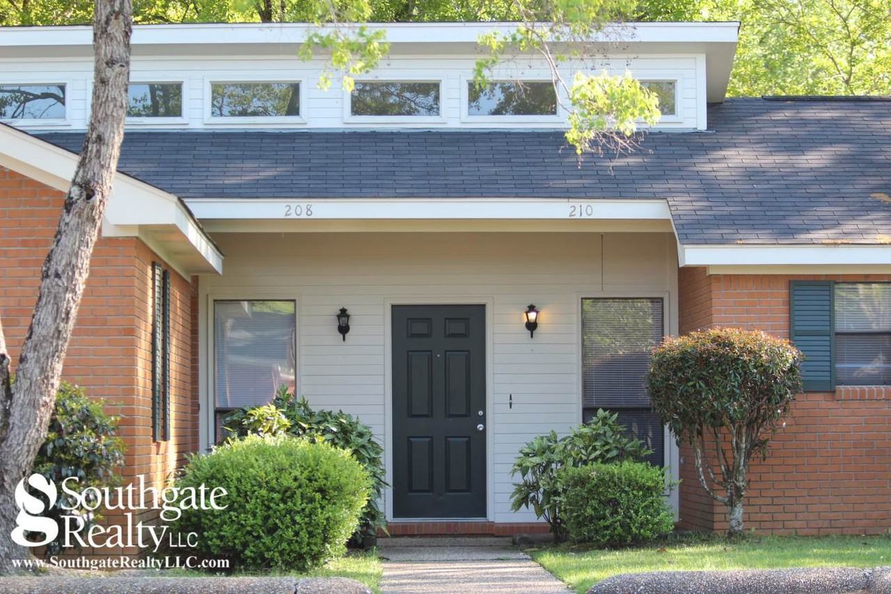 312 Cambridge Dr - Photo 3 of 50