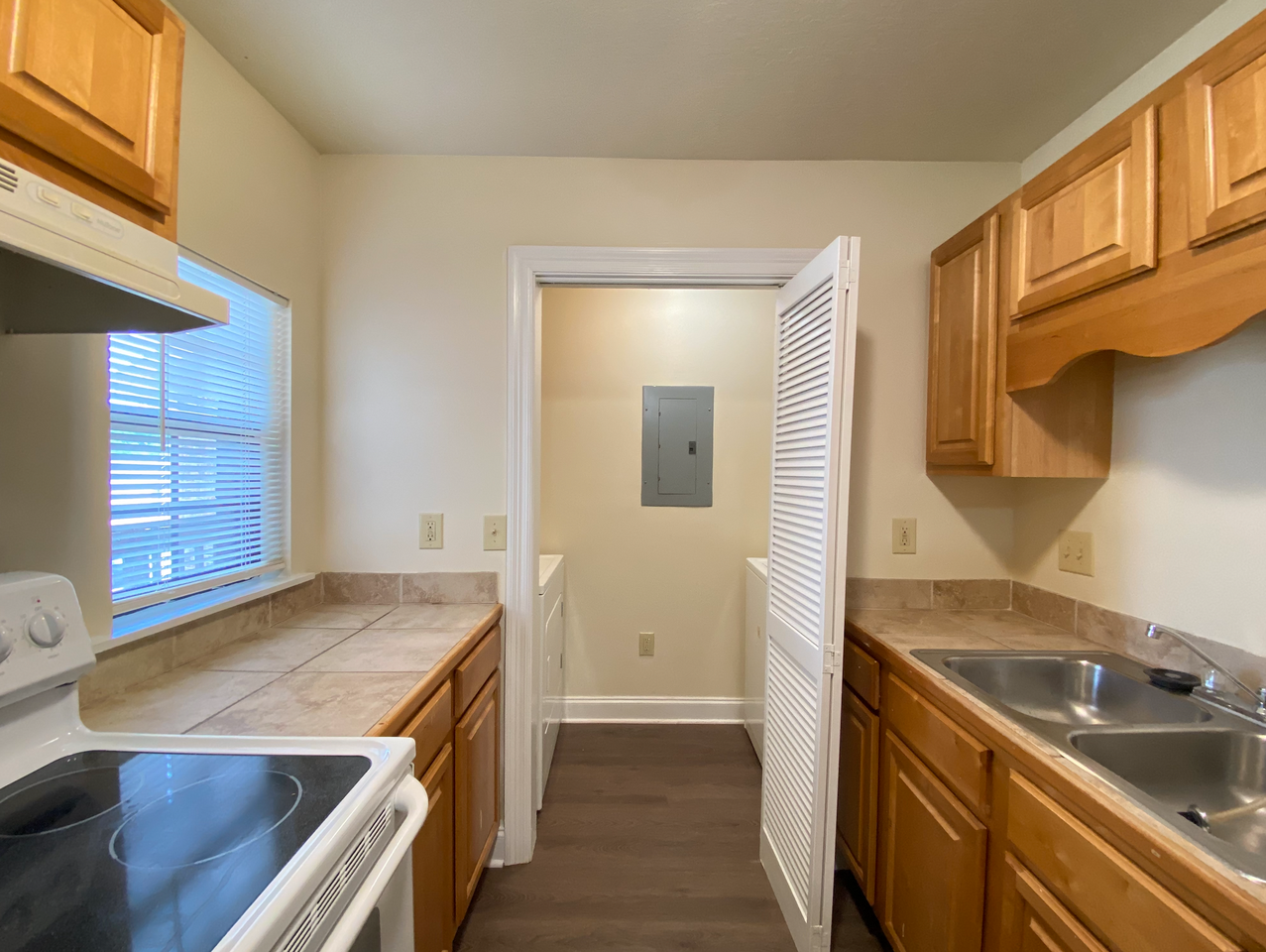 Eagle Pointe Apartment Homes Apartments 46 Hillcrest Dr, Hattiesburg