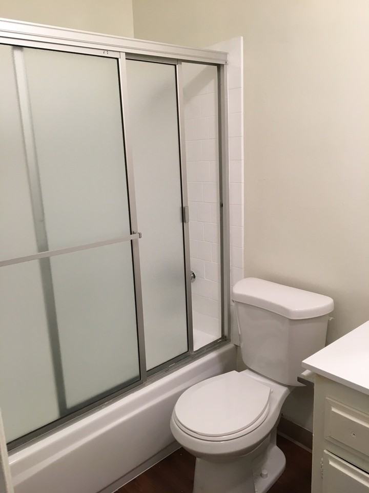 Studio Club Apartments - Photo 2 of 7