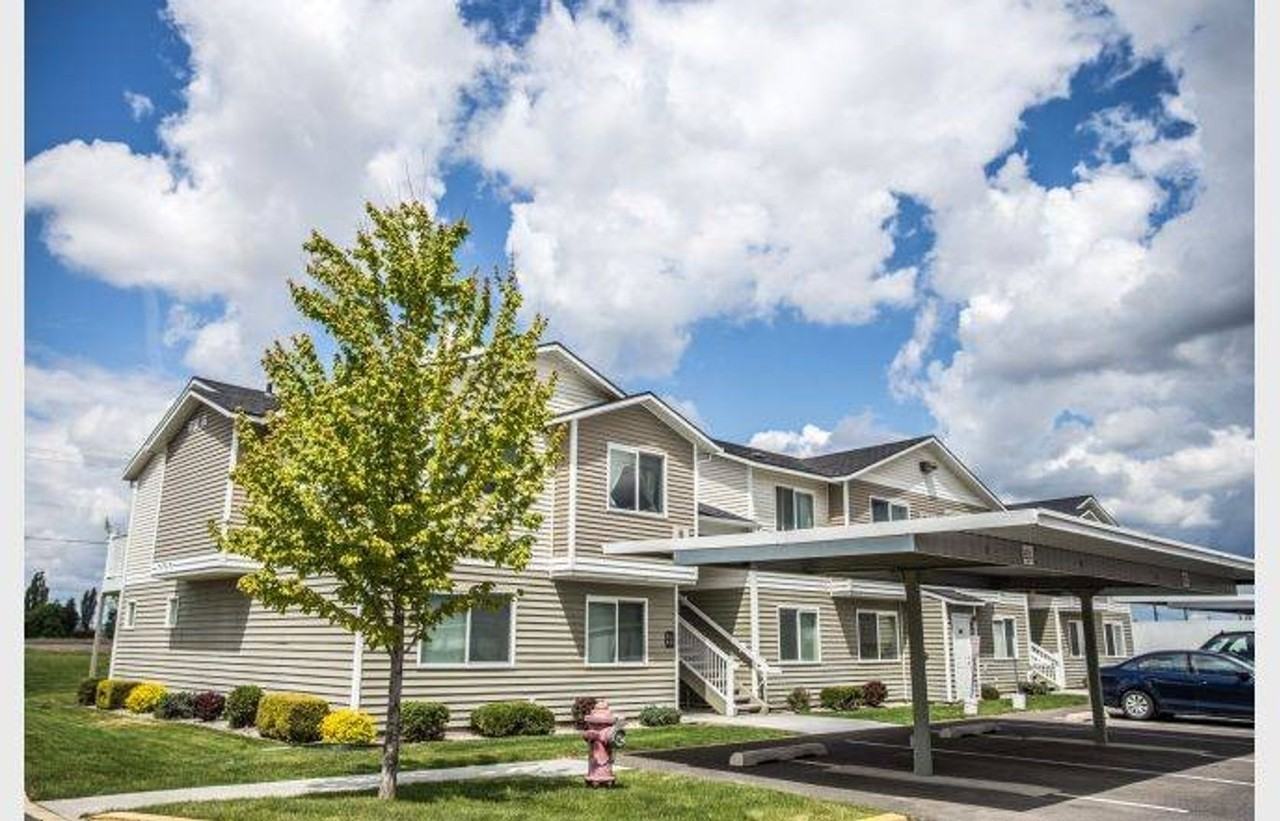 Bentley Apartments - Photo 6 of 50