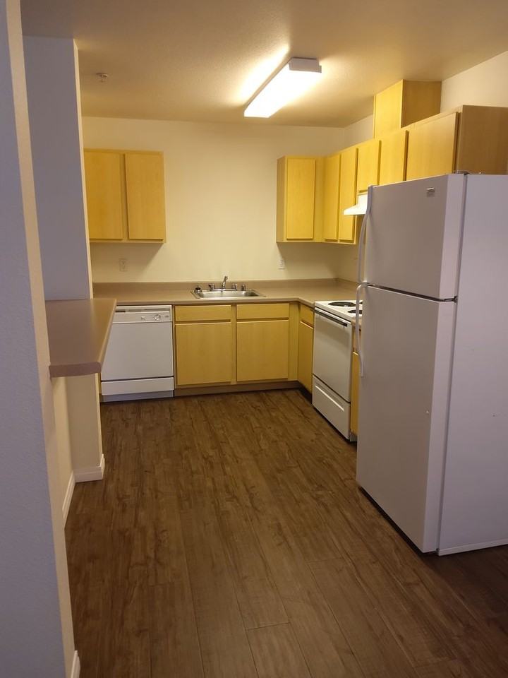 Brianwood Apartments - Photo 2 of 31