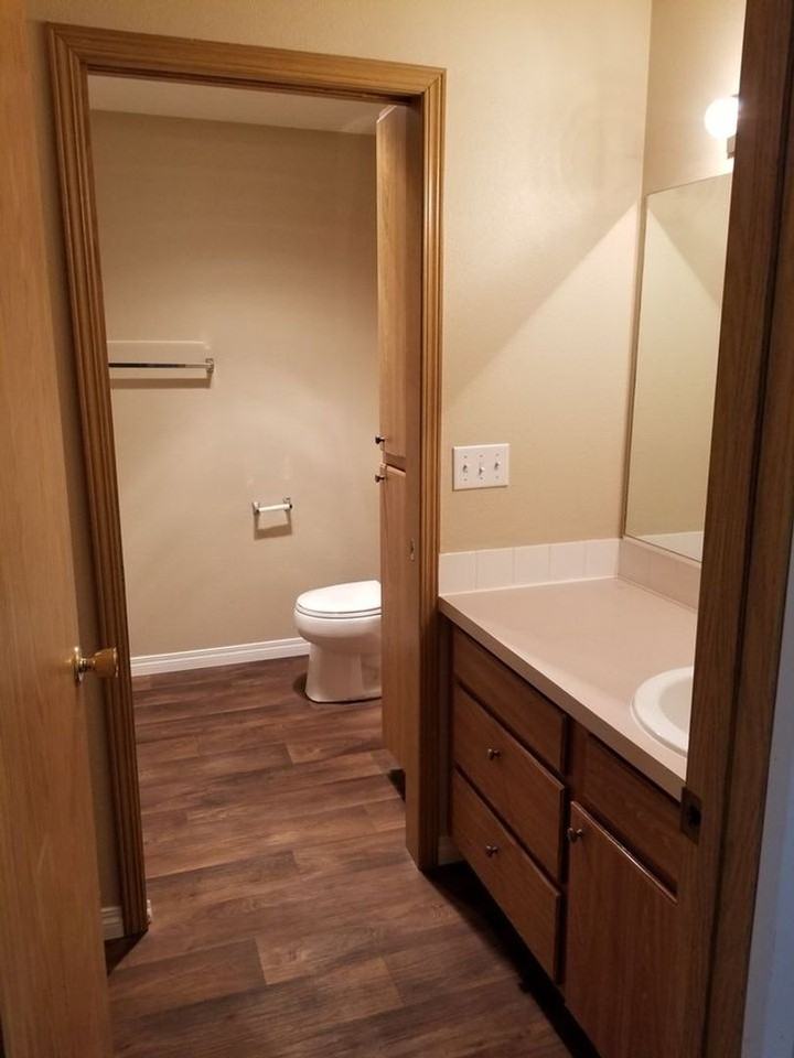 Cherry Apartments - Photo 6 of 35