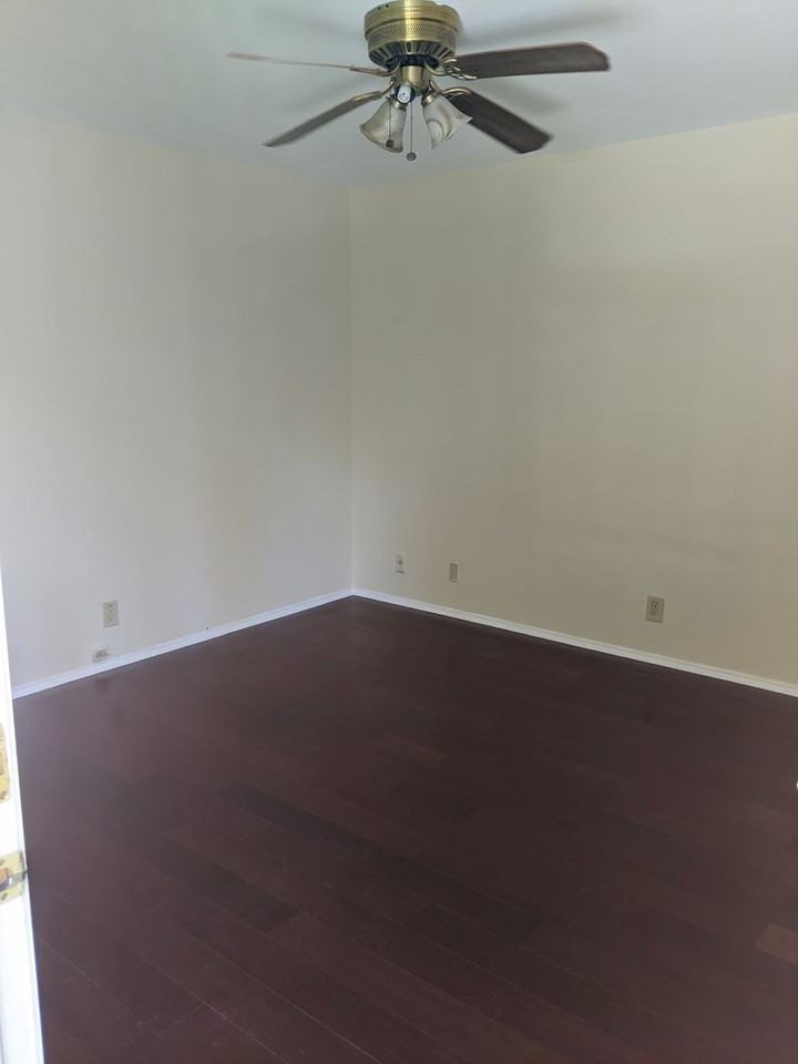 338 - 493 Franklin St - Photo 3 of 6