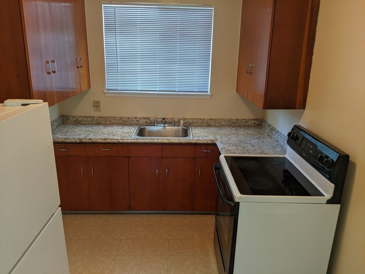 338 - 493 Franklin St - Photo 5 of 6