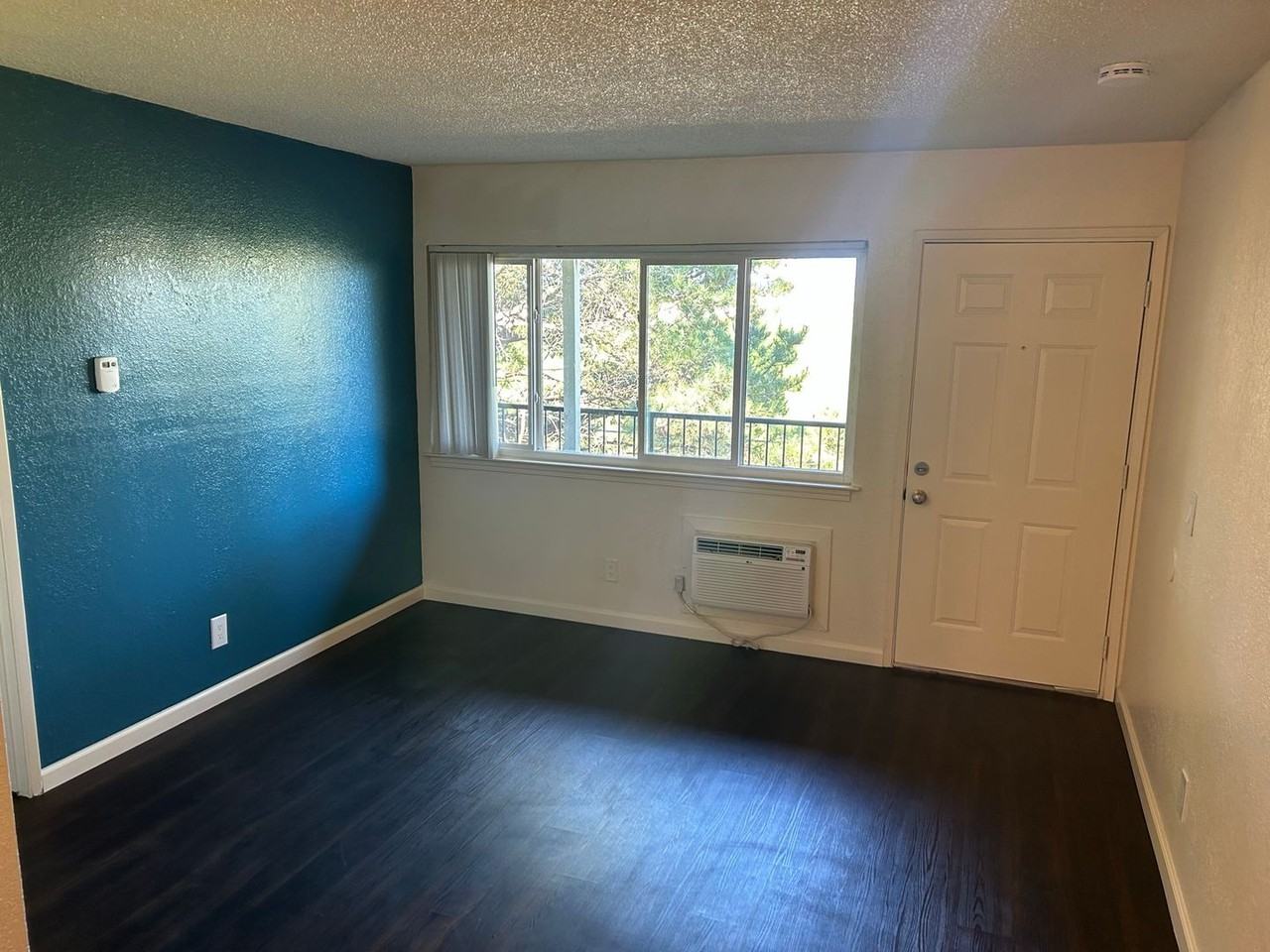 450 - Harbor Breeze - Photo 6 of 21