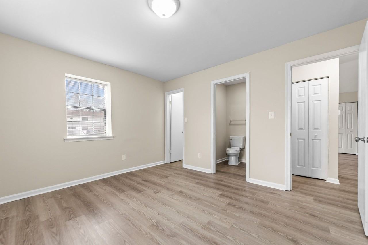 Harden Crossing - Photo 2 of 16