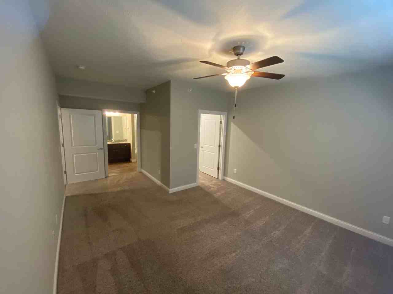 1037-1041 Ekstam Drive - Photo 4 of 6