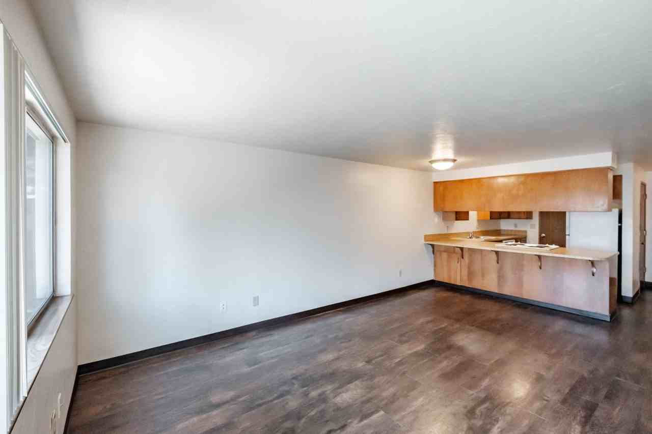 MGT-Meadow Green Townhomes - Photo 3 of 25