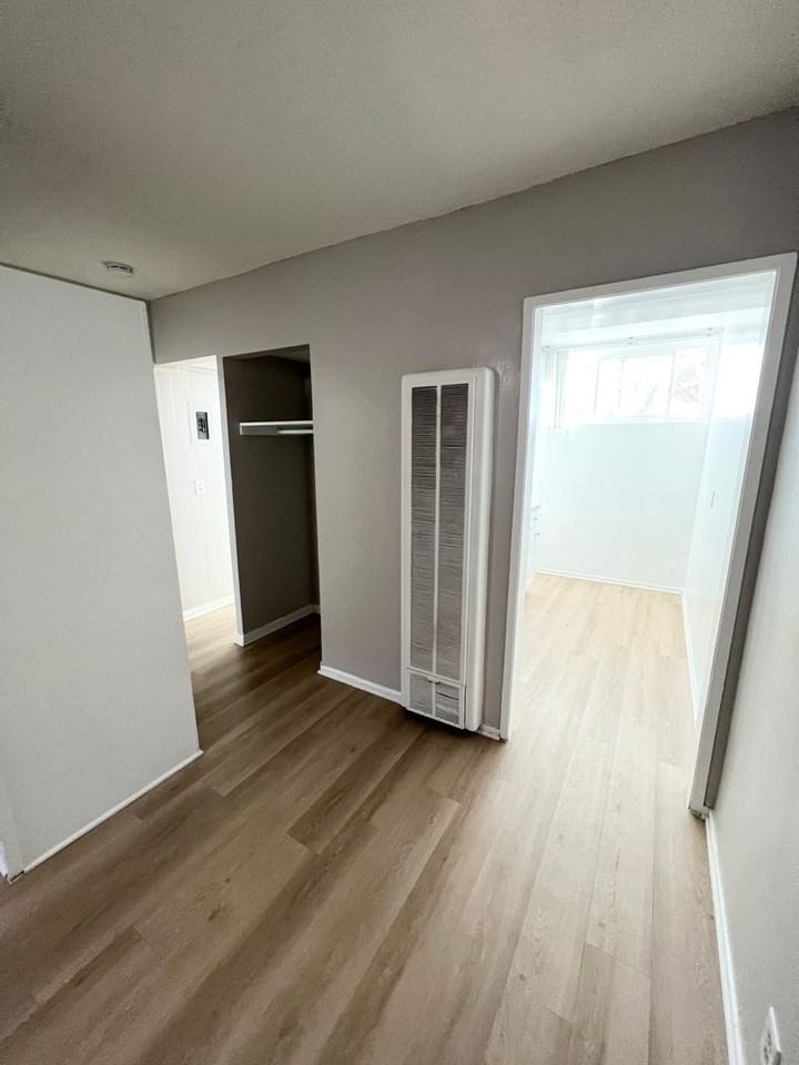 3734 W. El Segundo Blvd - Photo 5 of 12