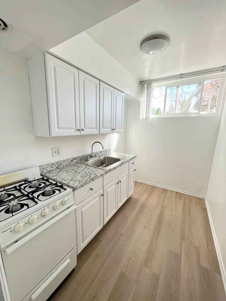 3734 W. El Segundo Blvd - Photo 6 of 12