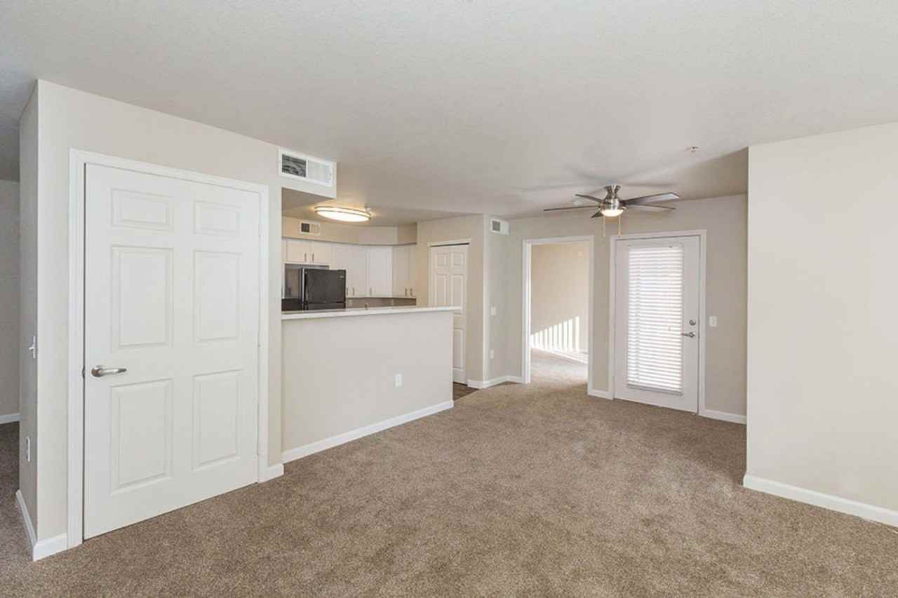 Welcome Home to Constitution Square - Photo 7 of 50