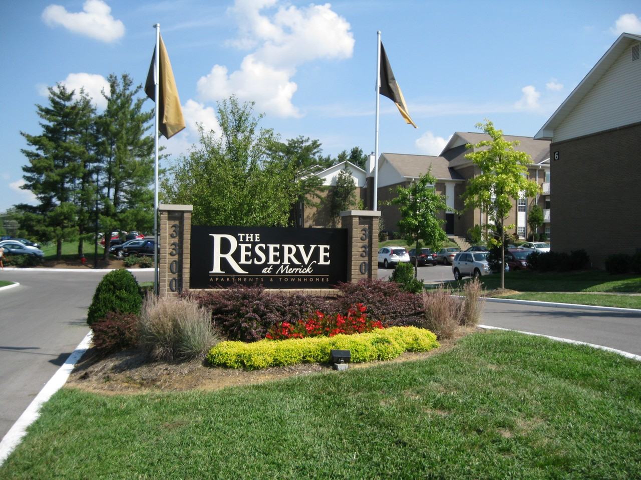 900 The Reserve at Merrick - Photo 5 of 50