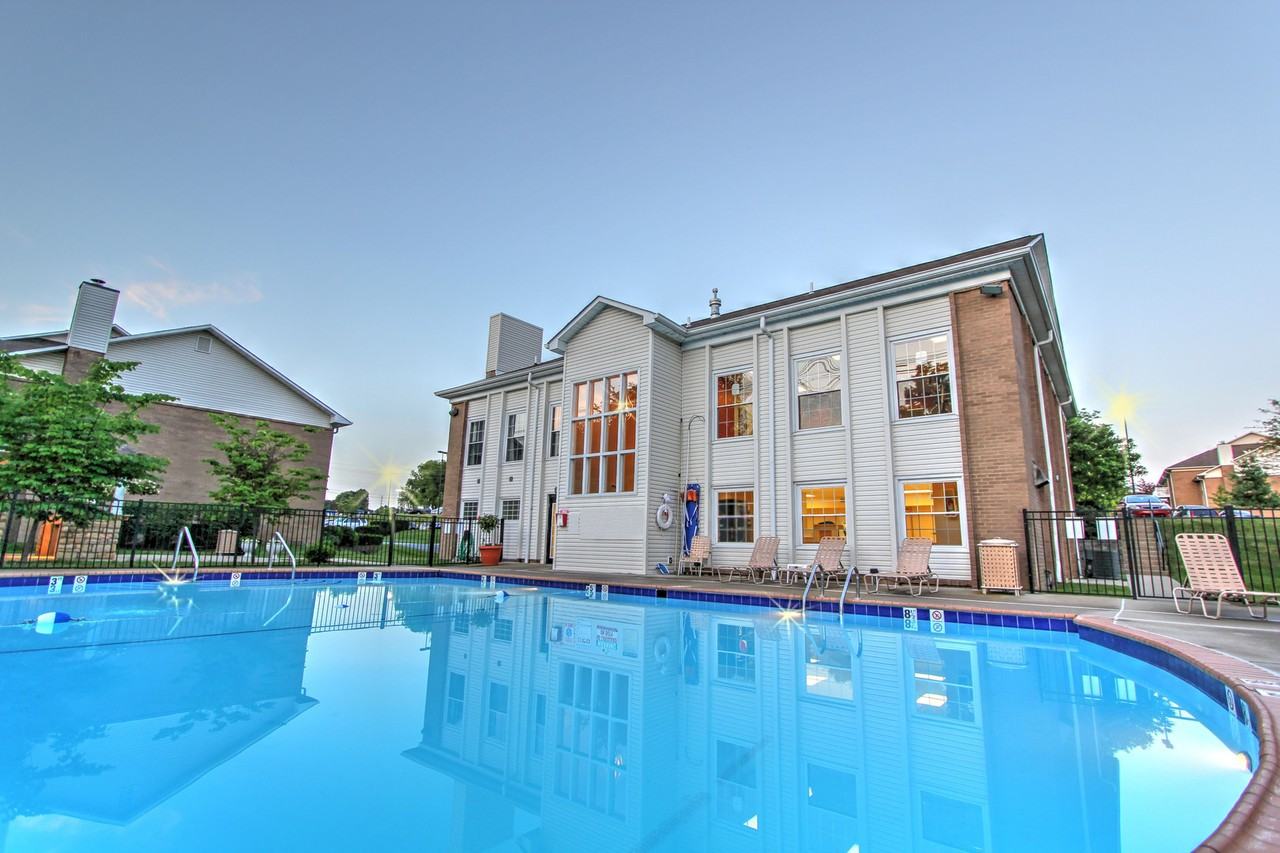 900 The Reserve at Merrick - Photo 4 of 50