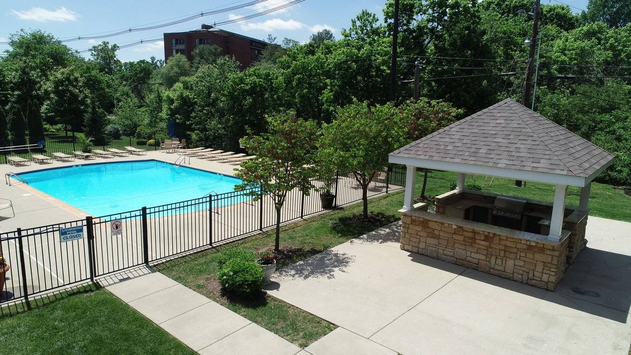 900 The Reserve at Merrick - Photo 3 of 50