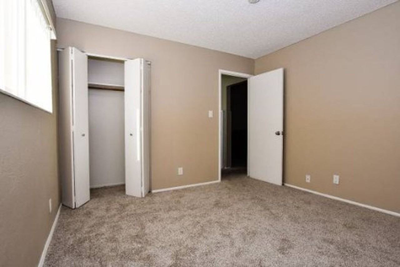 950 S. Garfield St. - Photo 3 of 7