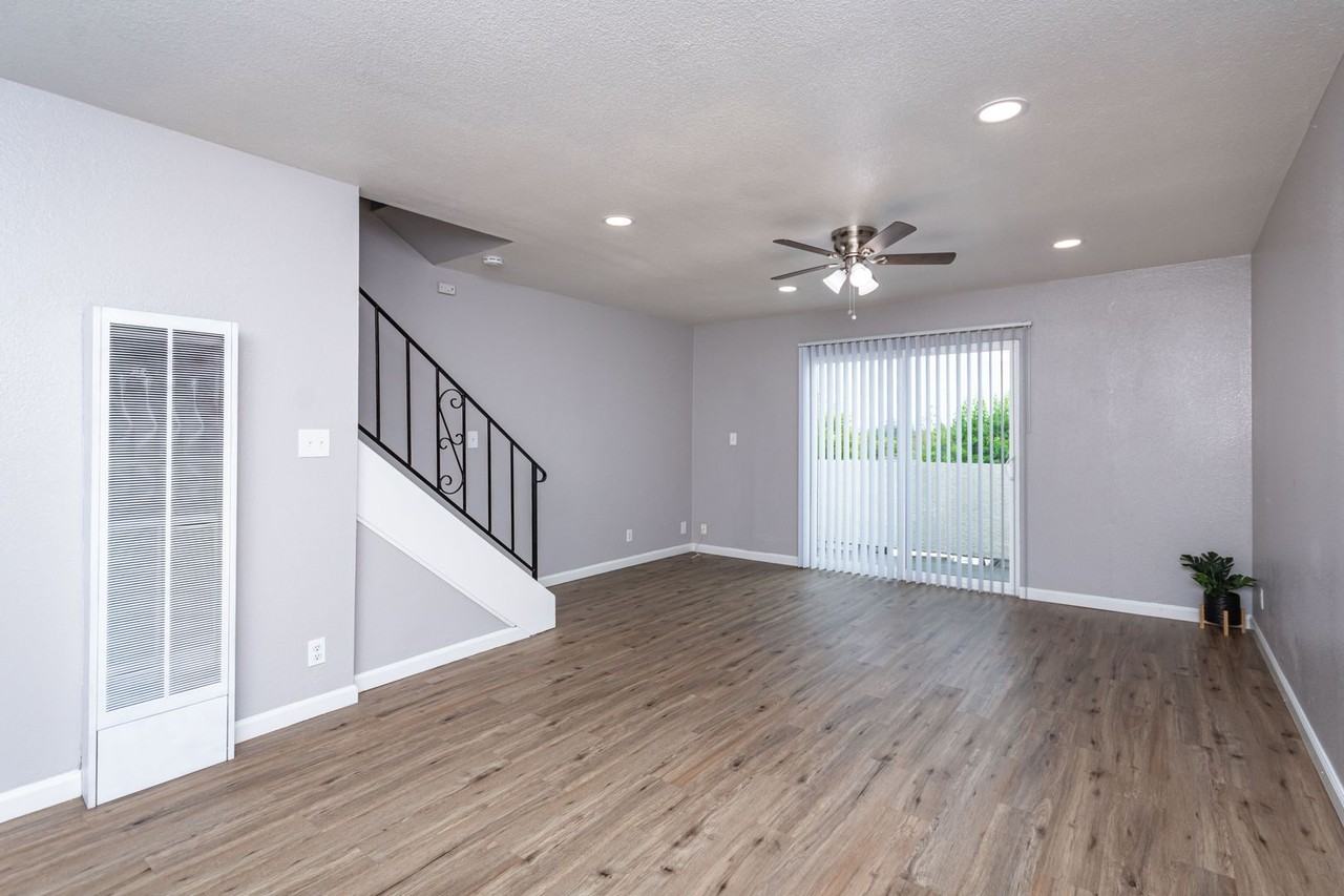 ONE MONTH FREE! - Photo 4 of 28