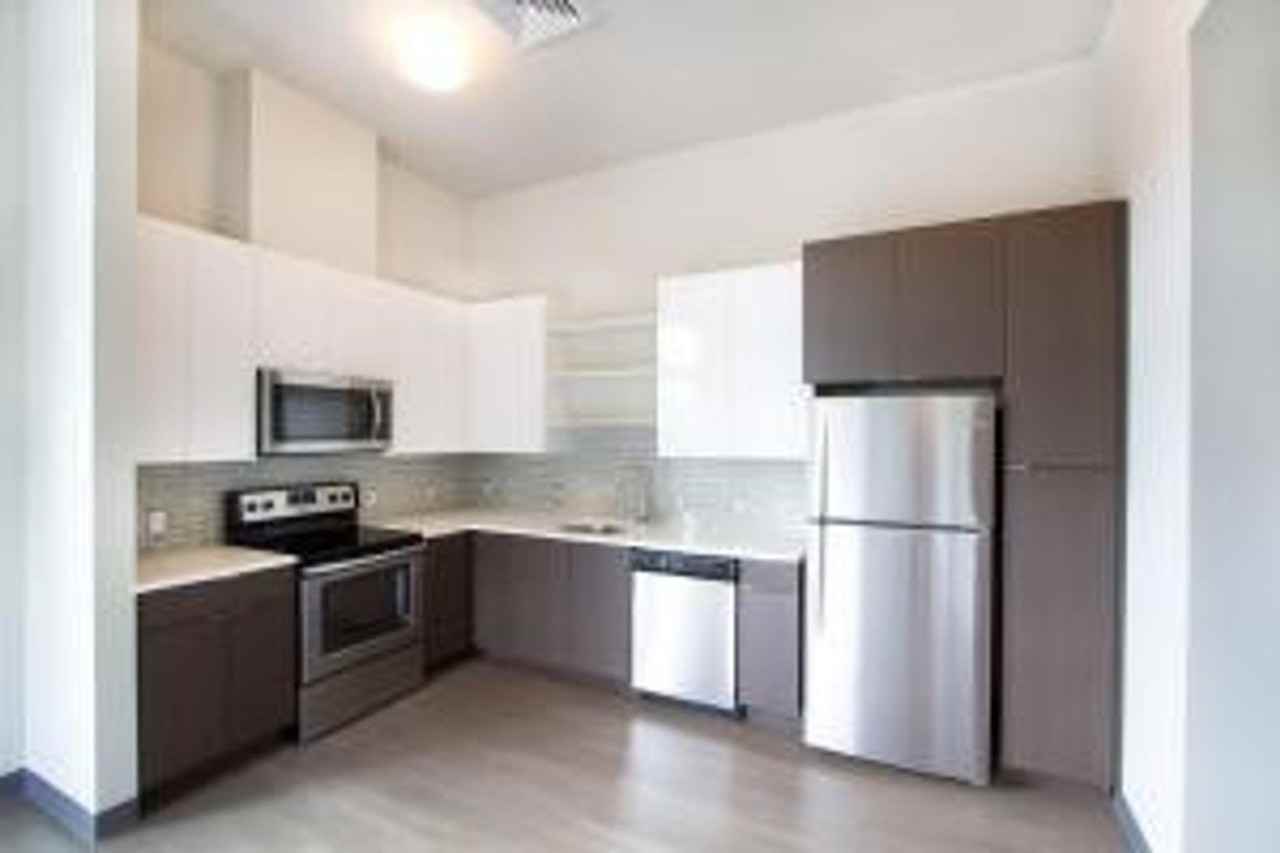 6 North Apts - Photo 3 of 7