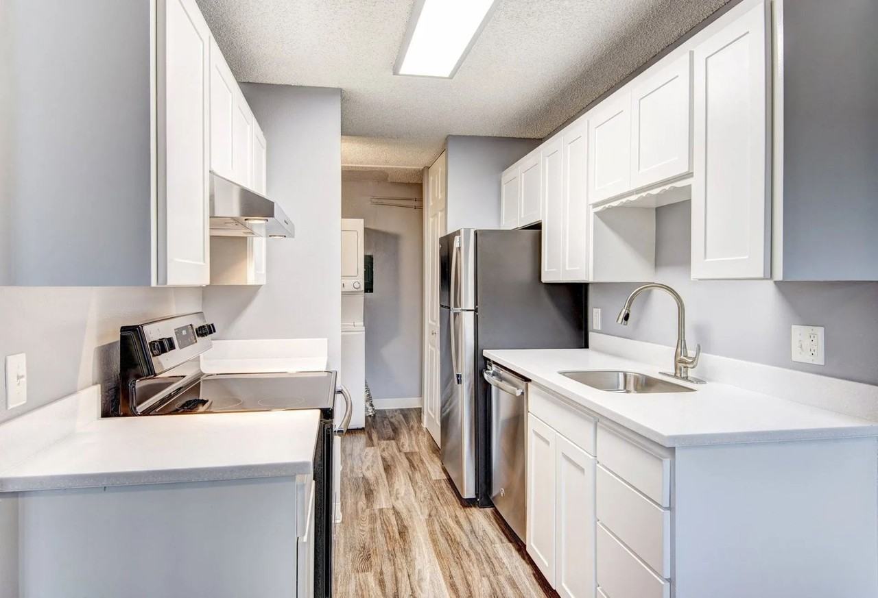 Asteria Place Apartments - Photo 7 of 36