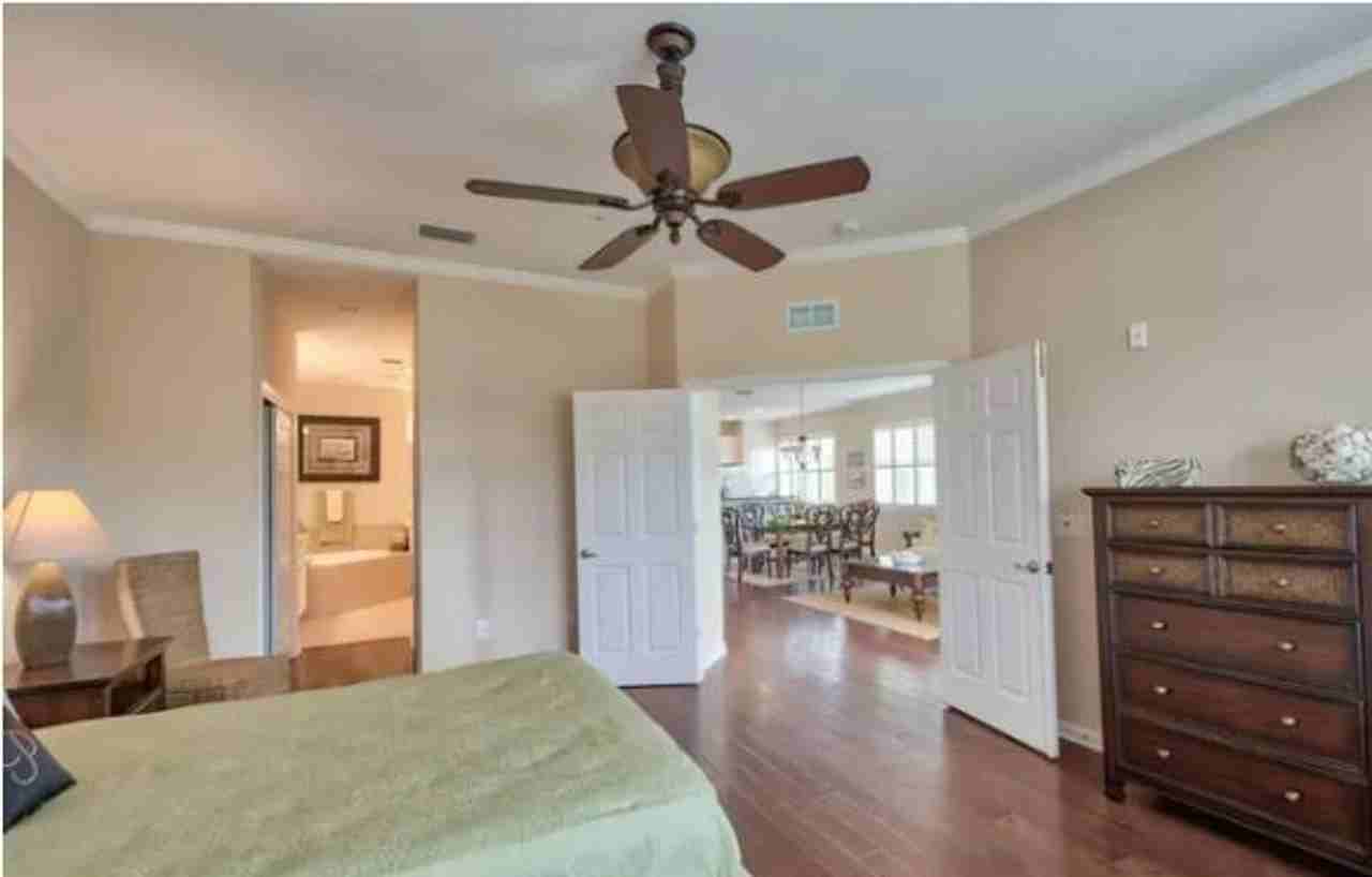 DLP Portofino-001 - Photo 4 of 15