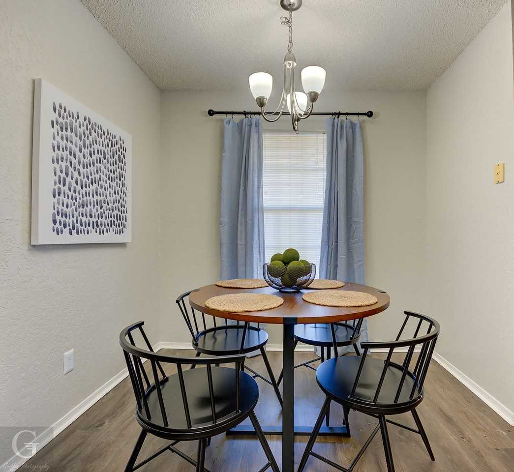 The Encore on Kingston - Photo 3 of 17