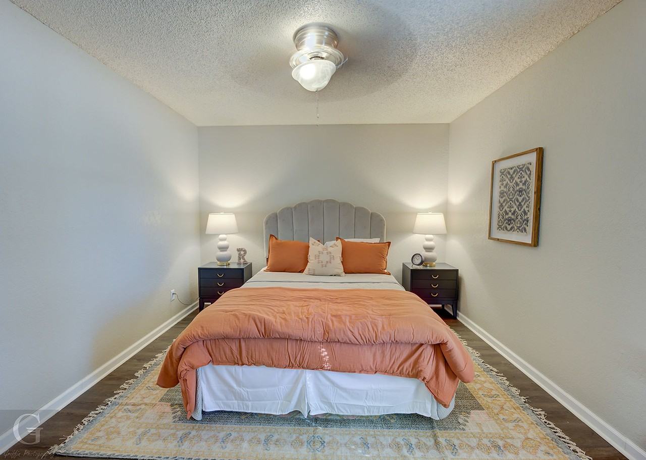 The Encore on Kingston - Photo 6 of 17