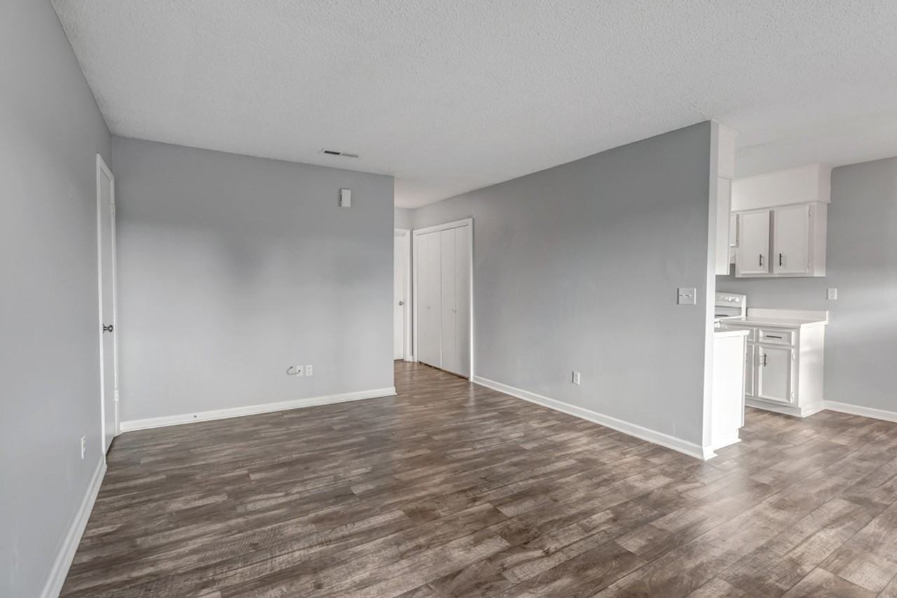 1220 2nd Avenue Southwest - Photo 6 of 21