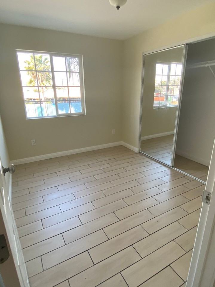 3856 S. Normandie Ave - Photo 5 of 15