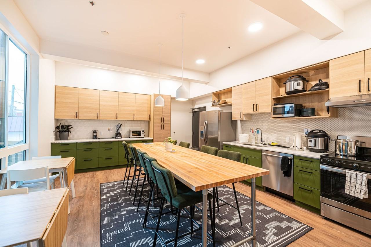 Freya Apartments - Photo 4 of 24