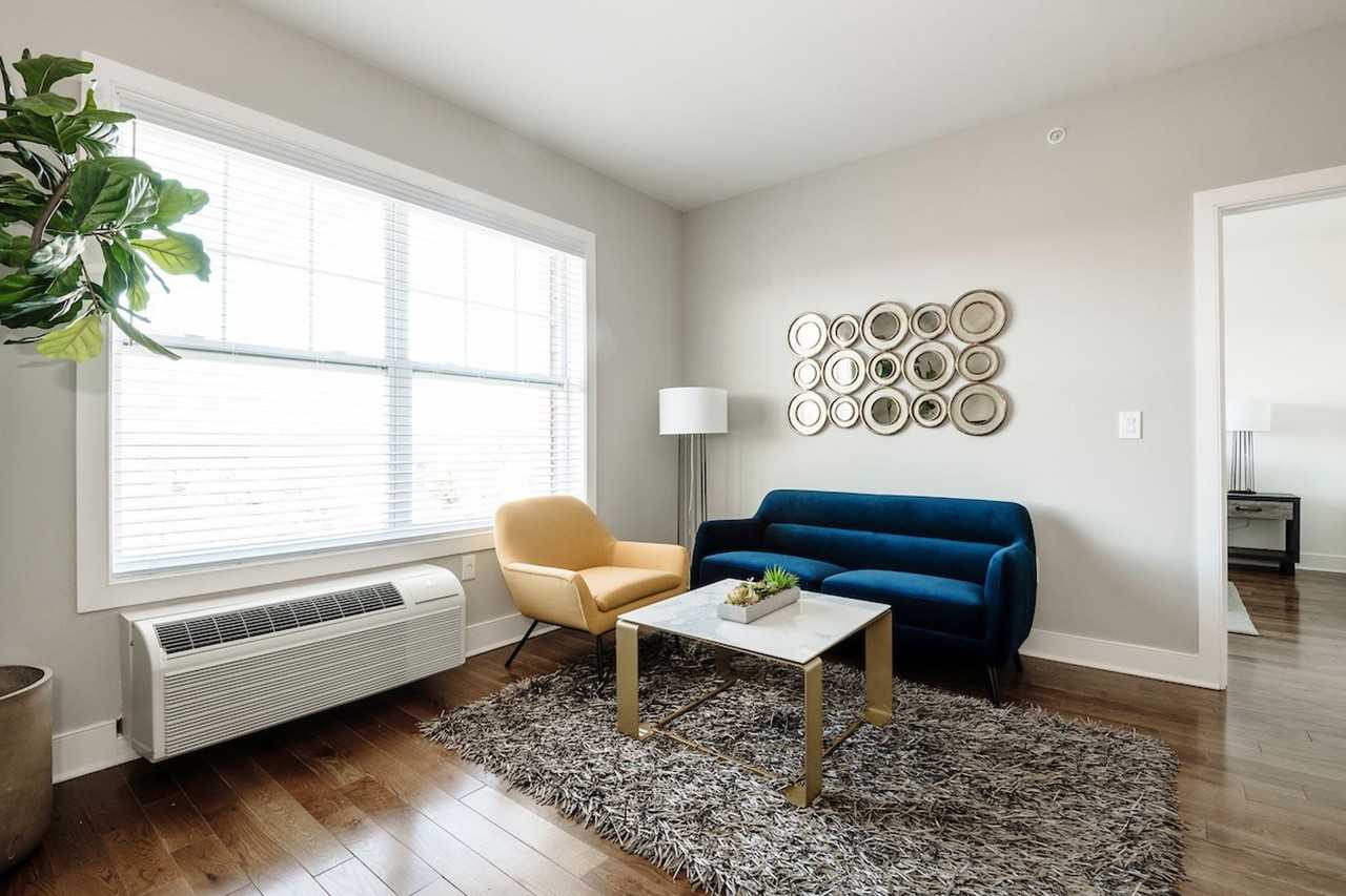 Meridia On Westfield - Photo 6 of 19