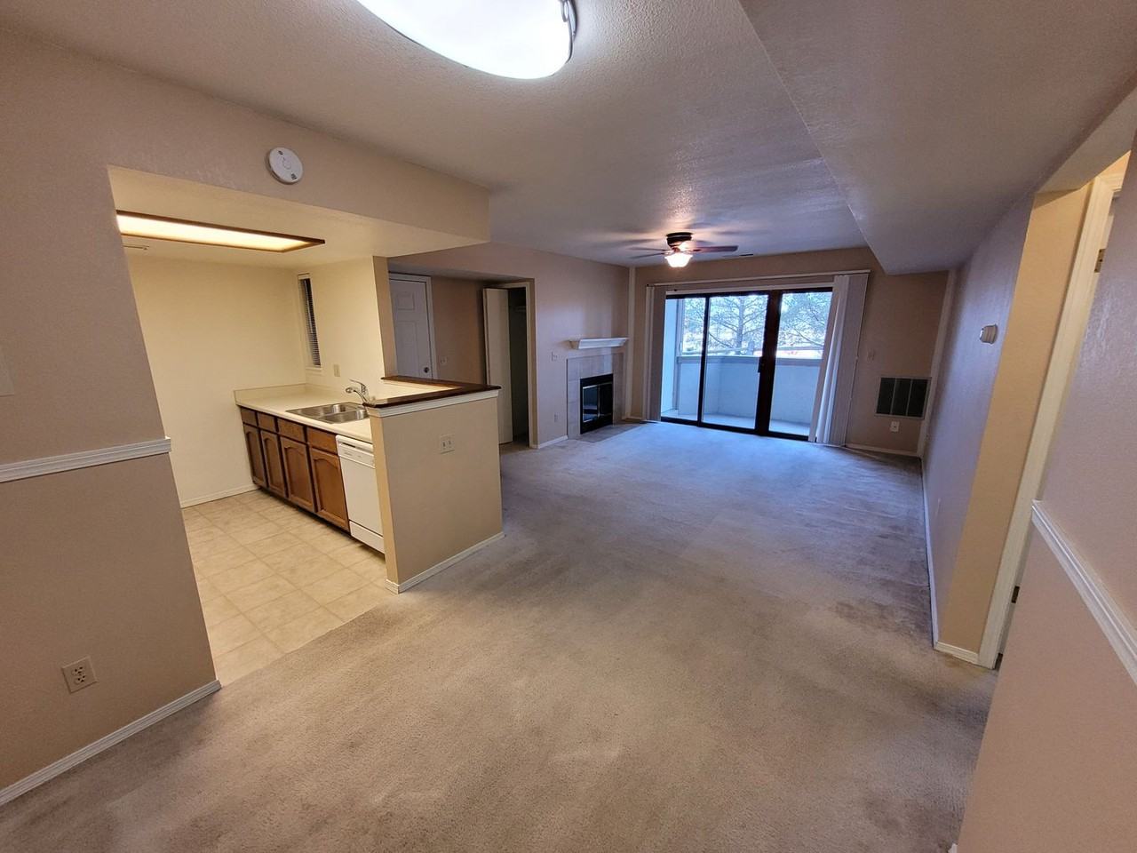 Rampart View Apartments - Photo 6 of 13