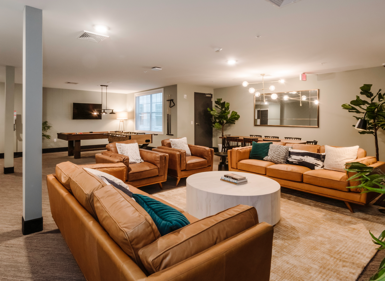 Meridia Transit Plaza - Photo 5 of 26