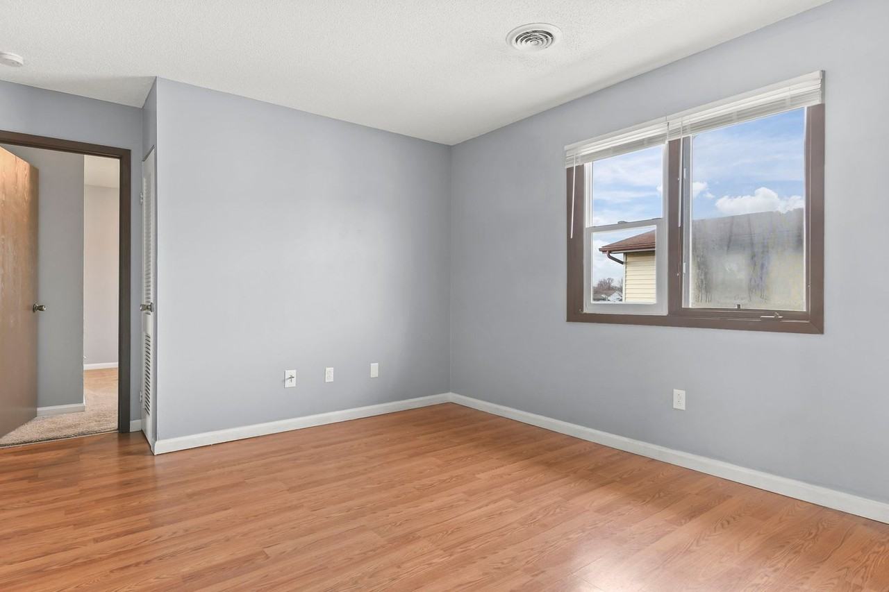 Nice two bedroom apartment - Photo 2 of 19