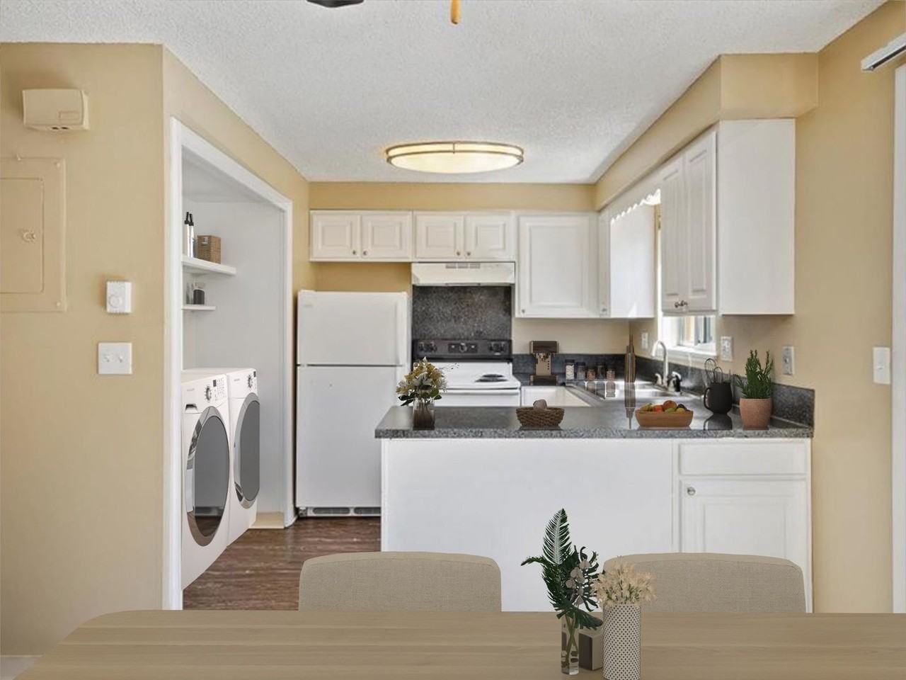 Medallion Townhomes - Photo 7 of 17