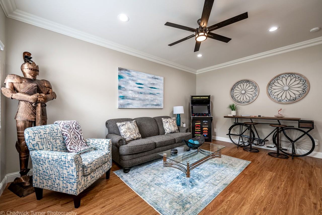 604 N 7th St - Photo 2 of 16