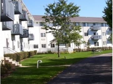 Rock Bay Harbor Apartments - Photo 2 of 25