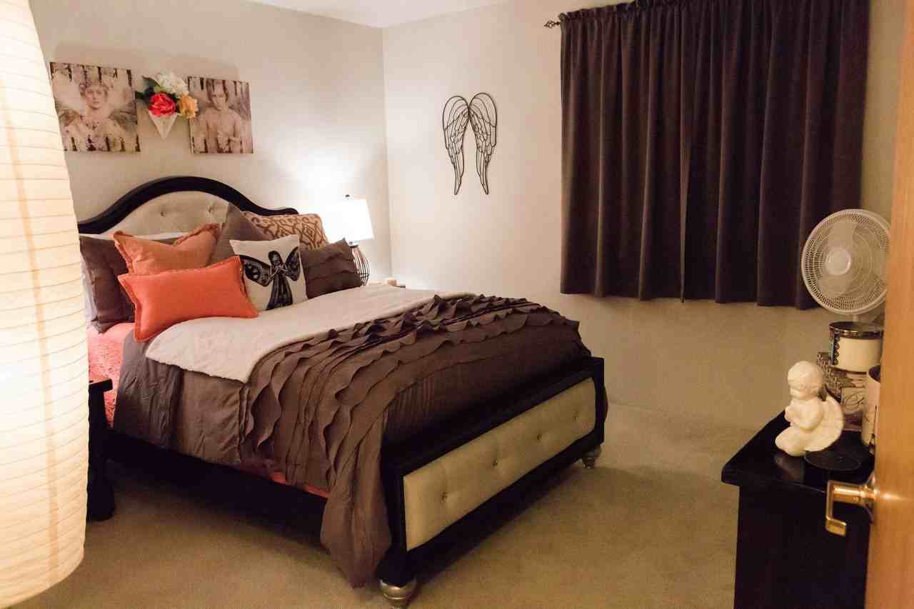 Rock Bay Harbor Apartments - Photo 5 of 25