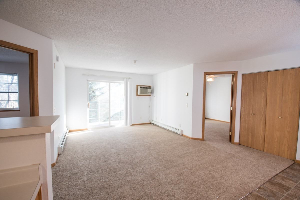 911 Ranae Lane - Photo 6 of 13