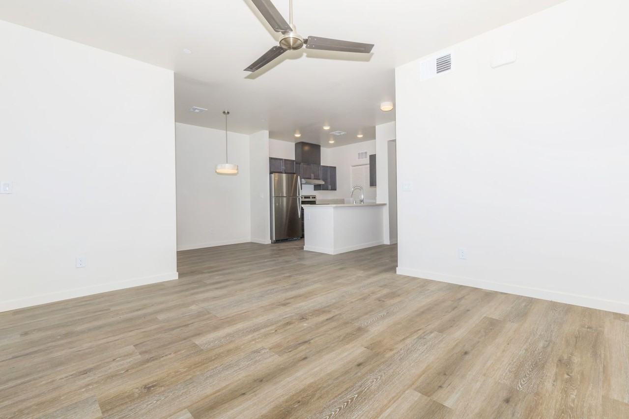 Tidewater Landing - Photo 2 of 19