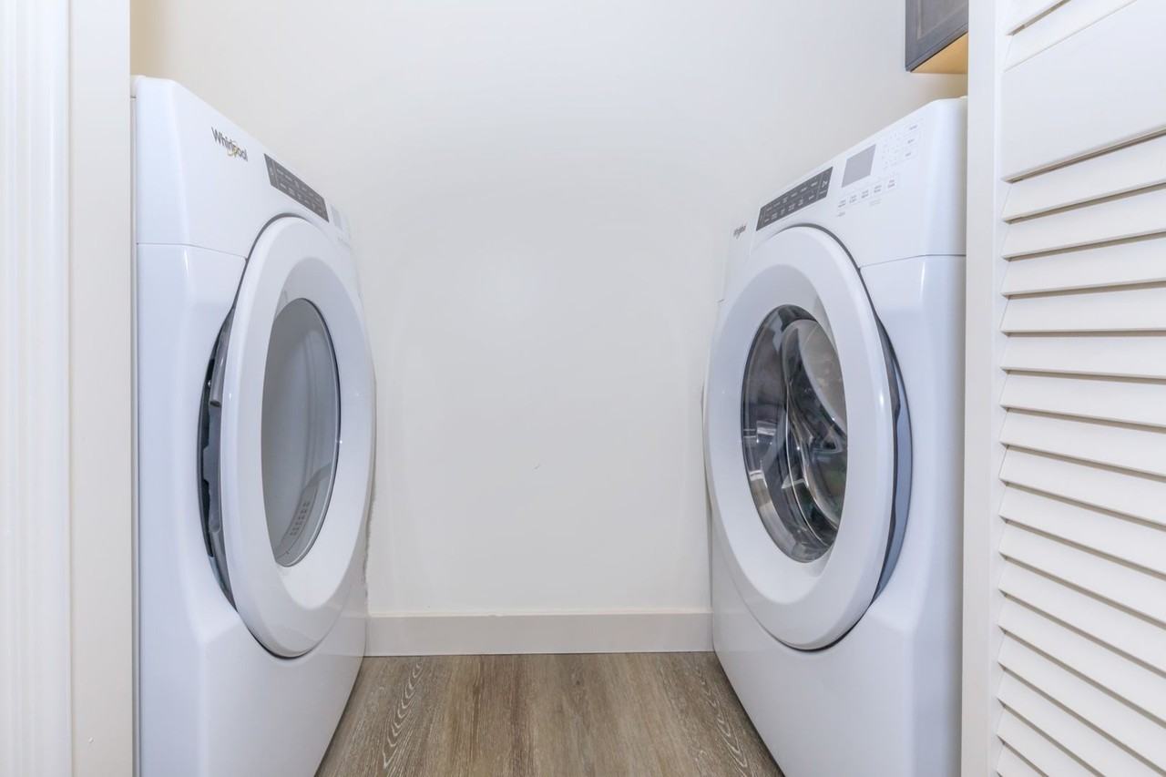 Tidewater Landing - Photo 5 of 34