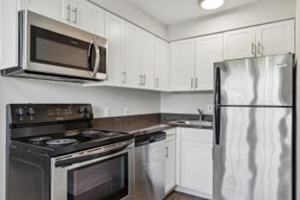 featured image of 350 N York Rd