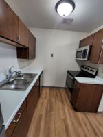 featured image of 1005 1005 - 1125 Glen Place Drive